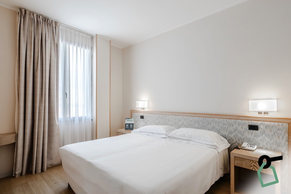 HOTIDAY Room Collection Mediterranee Alassio in Alassio, Italy