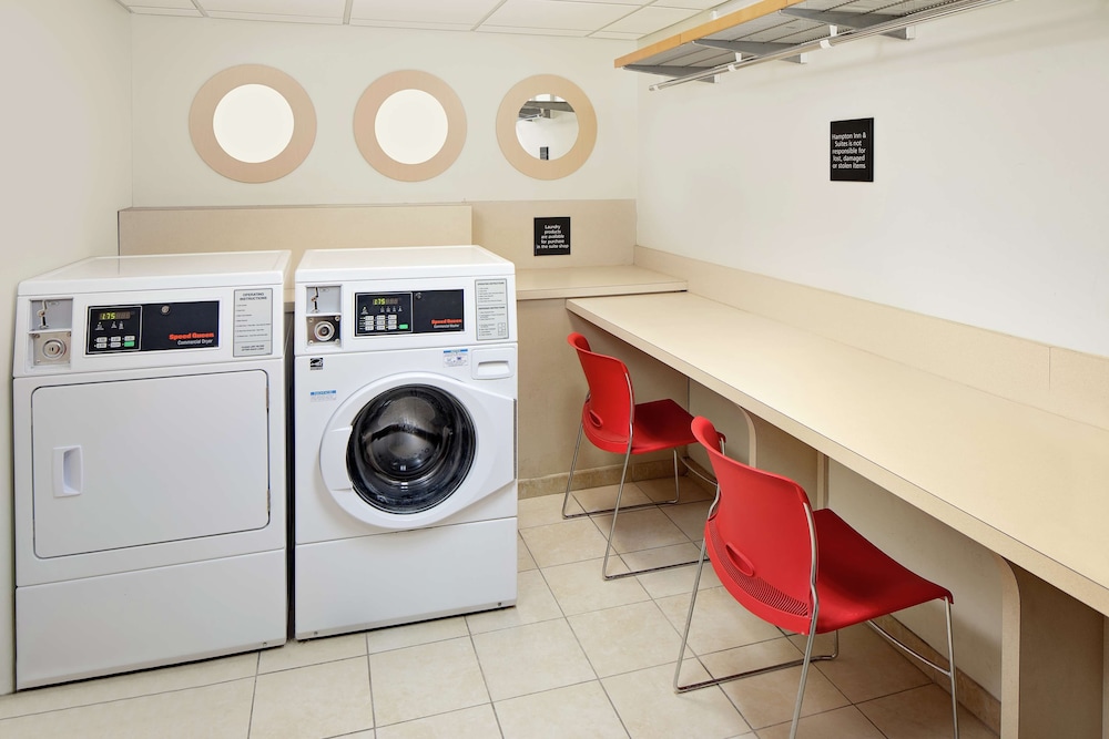 Hampton Inn & Suites Houston Medical Center NRG Park - photo 32
