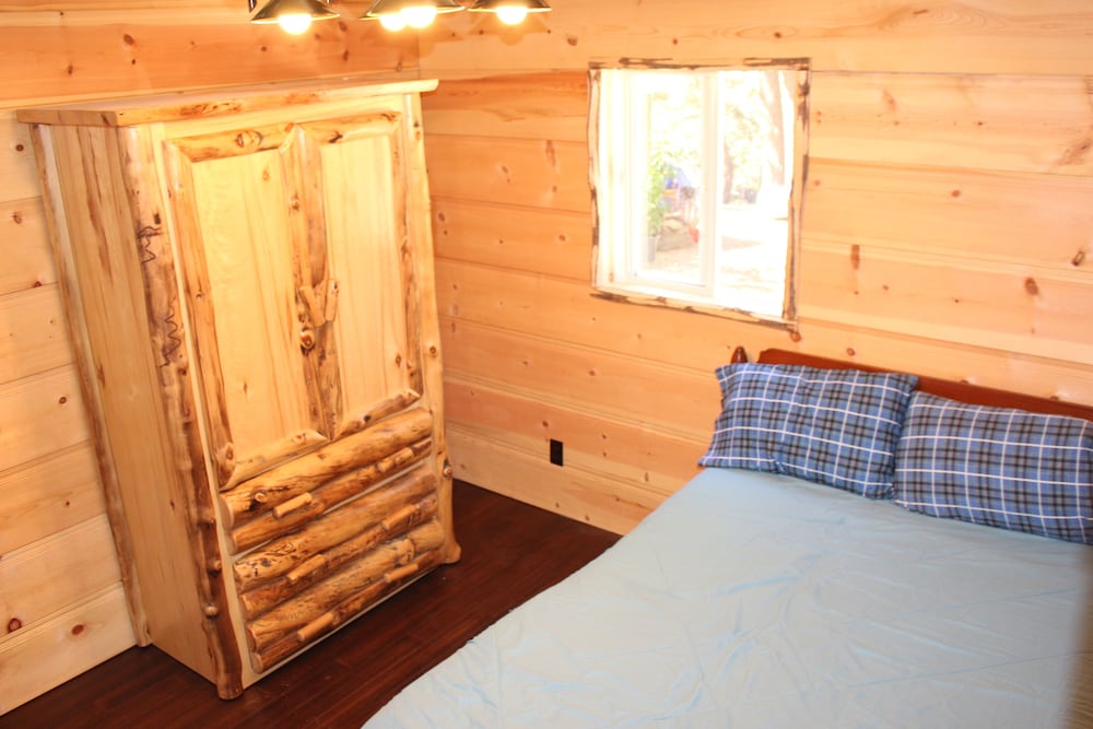 Hicksville Pines Chalets & Motel - photo 31
