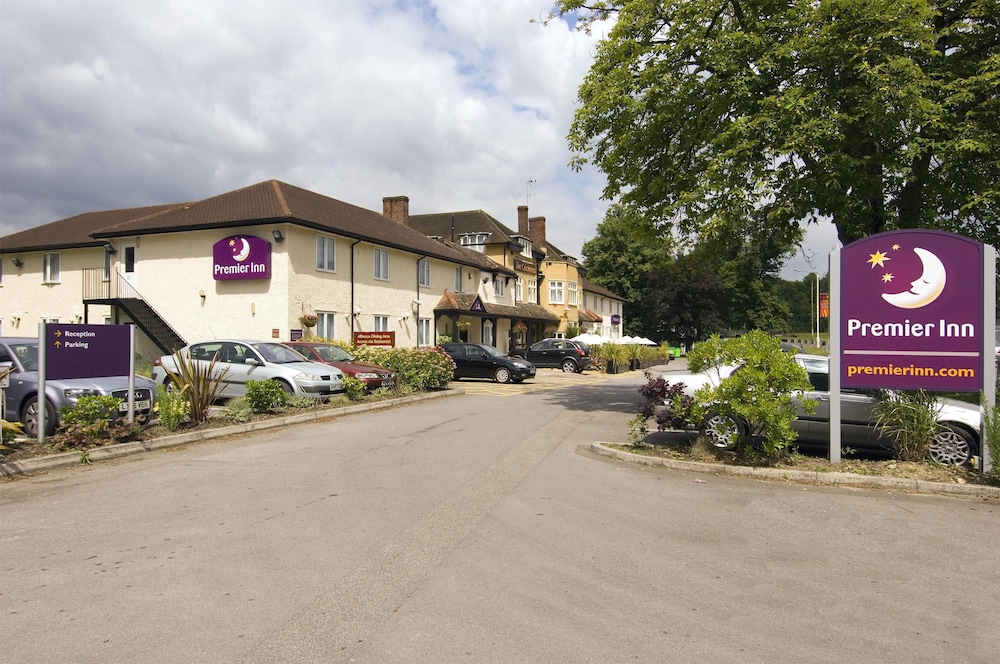 Premier Inn Bagshot - last minute hotel in Bagshot