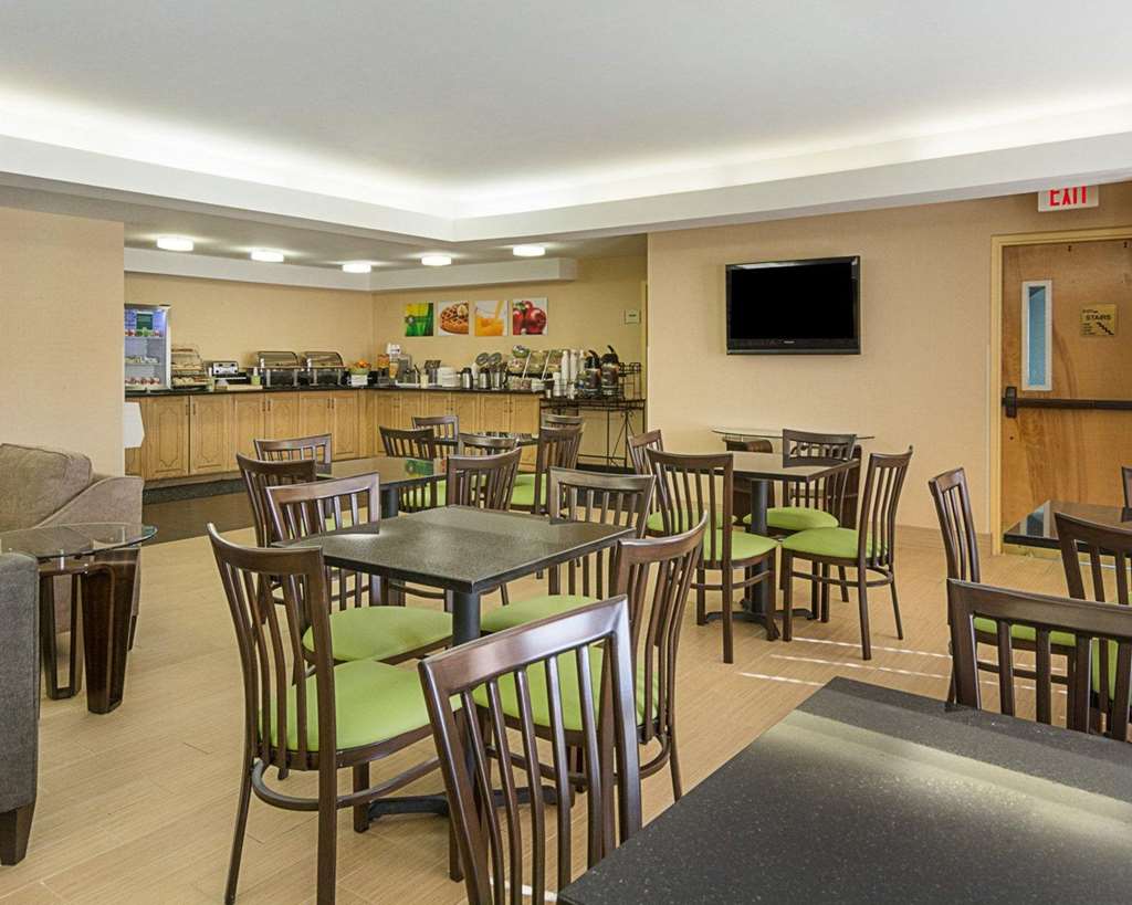 Quality Inn Richmond Airport - photo 21