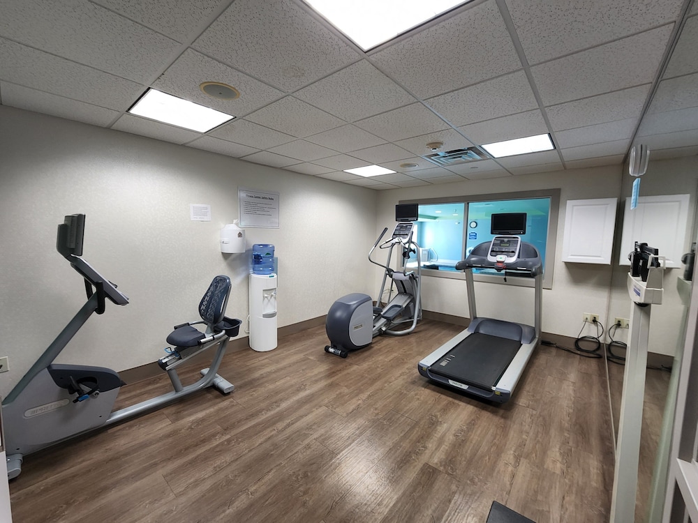 Holiday Inn Express Hotel & Suites Rochester by IHG - photo 19