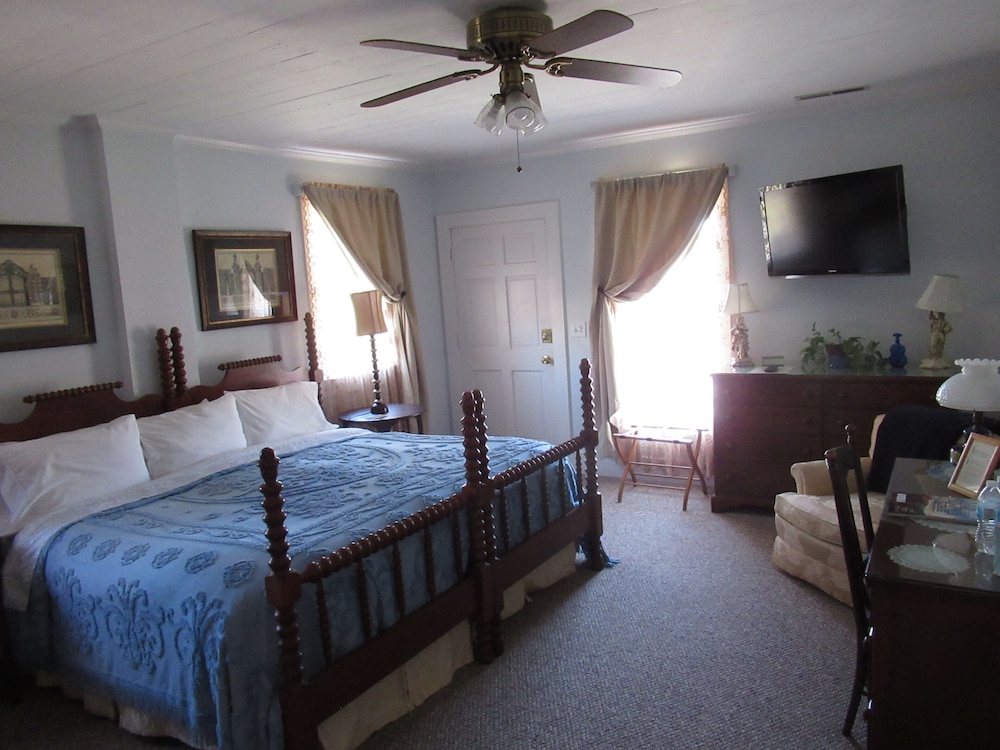 Carrier Houses B&B - photo 19