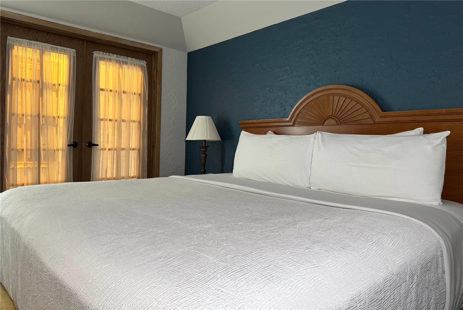 Chateau Hotel and Conference Center - photo 50