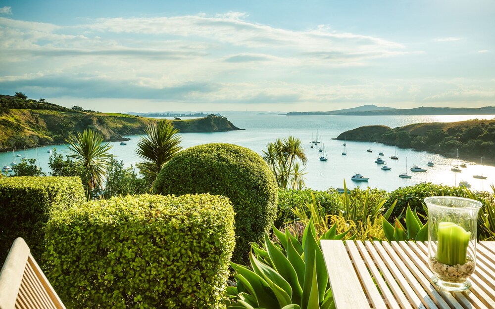 The Moorings Studio Apartments Be My Guest Waiheke — 4-Star Luxury Hotel in Auckland, New Zealand