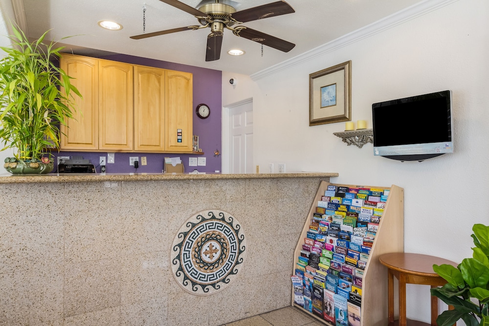 Rodeway Inn near Downtown Monterey - photo 2