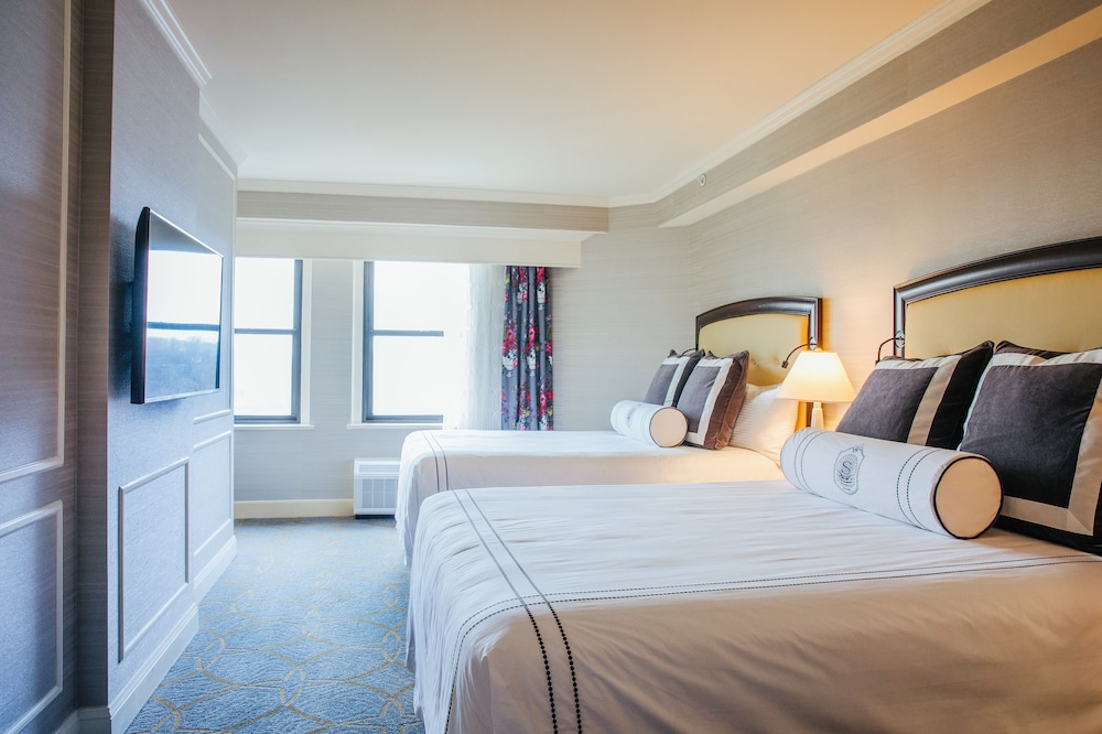 Omni Shoreham Hotel - photo 10