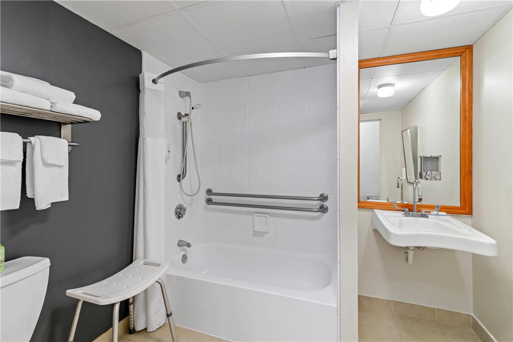 Quality Inn Bangor Airport - photo 26