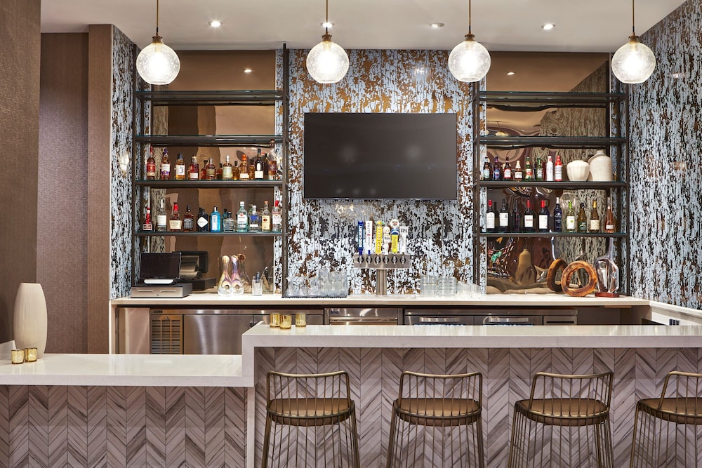 SpringHill Suites by Marriott Los Angeles Downey - photo 27
