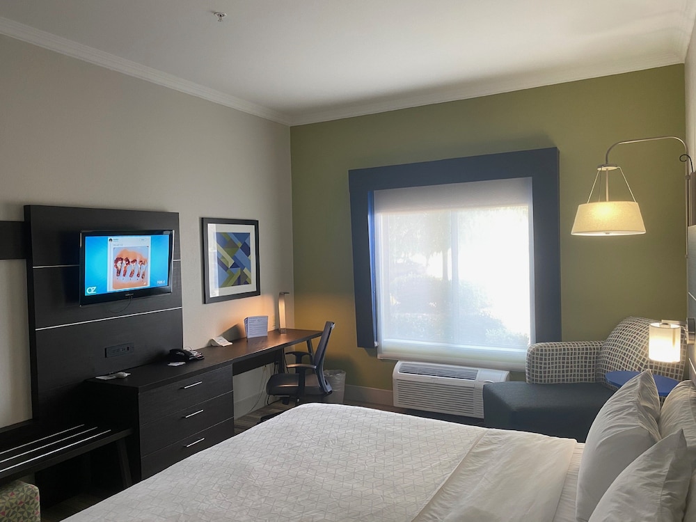 Holiday Inn Express & Suites Dallas NE Allen by IHG - photo 13