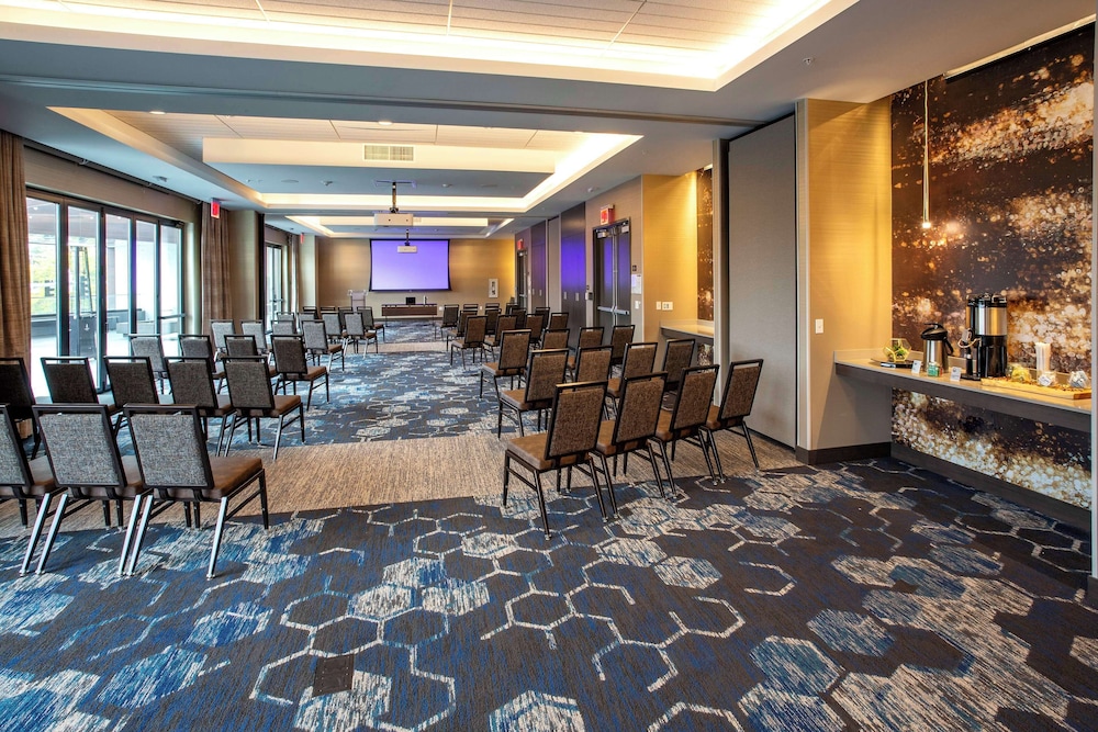 Hilton Garden Inn Redmond Seattle - photo 45