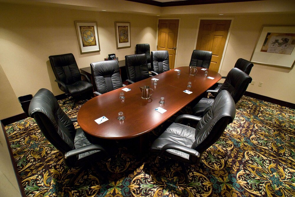 Staybridge Suites Williamsville Buffalo by IHG - photo 13