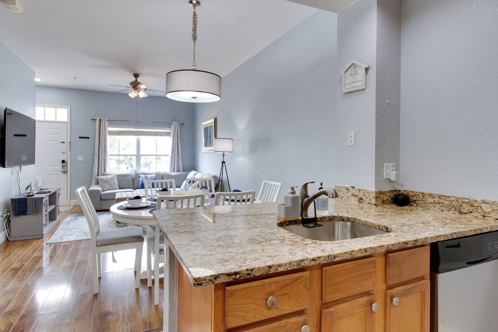 12 Mi to Disney Family Home with Resort Amenities - photo 12