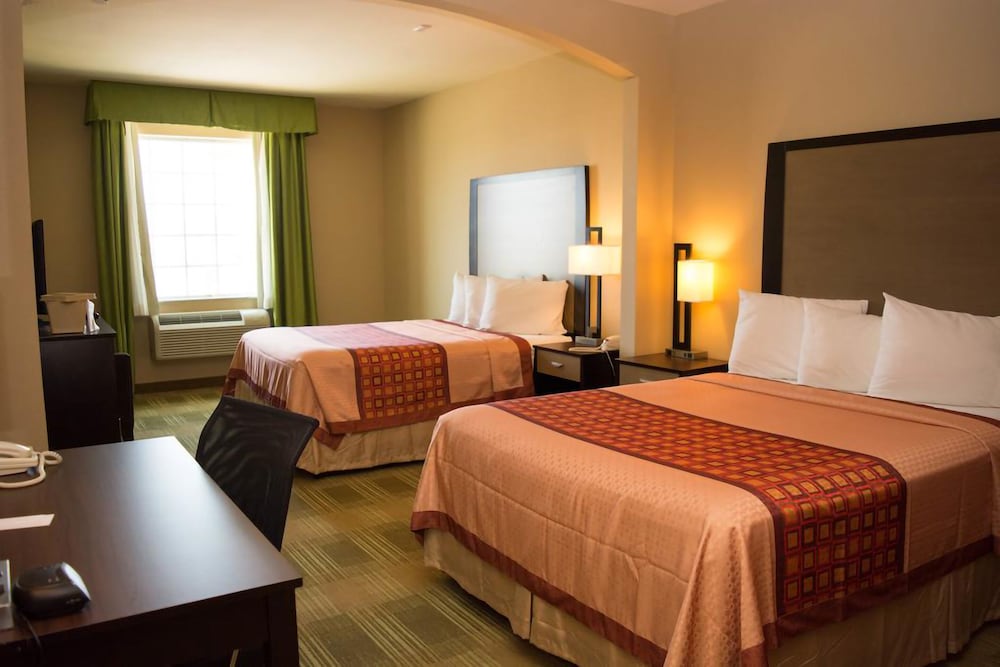 SureStay Hotel by Best Western Cotulla - carbon neutral hotel in Cotulla