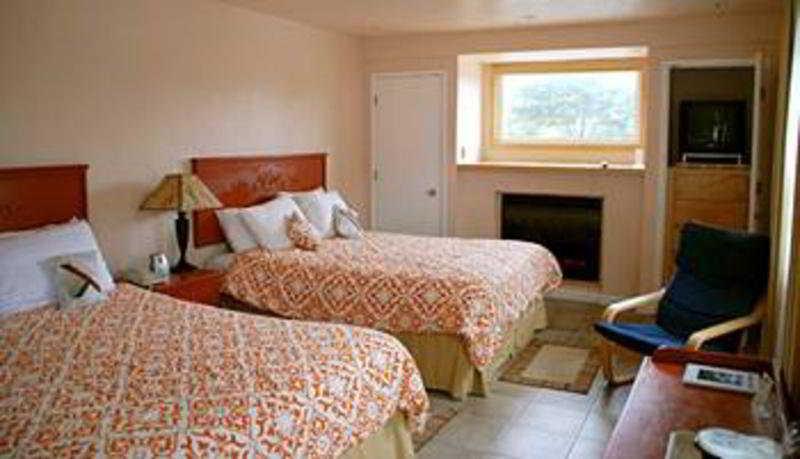 Anton Inn - carbon neutral hotel in Pacific Grove