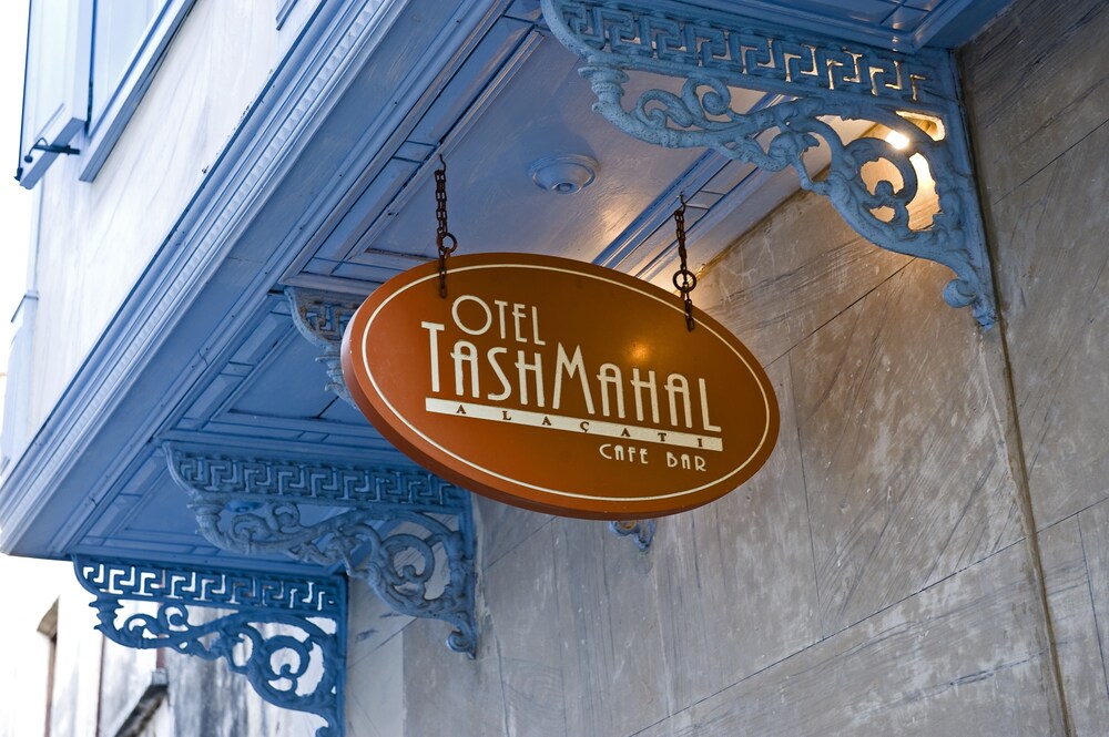 Tash Mahal Hotel in Alacati, Turkey