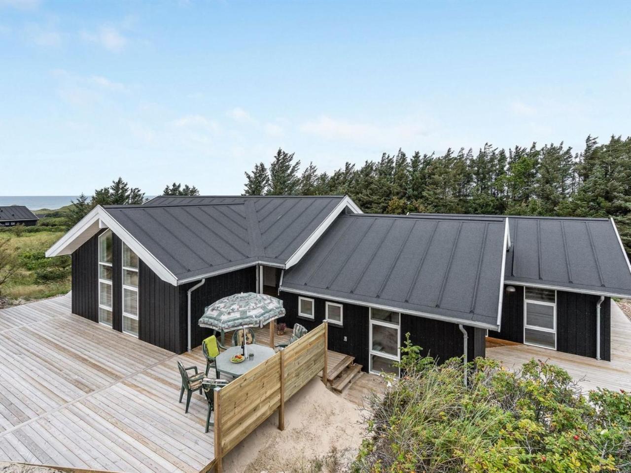 Holiday Home Elna 400m from the sea by Interhome — 4-Star Luxury Hotel in Lokken, Denmark