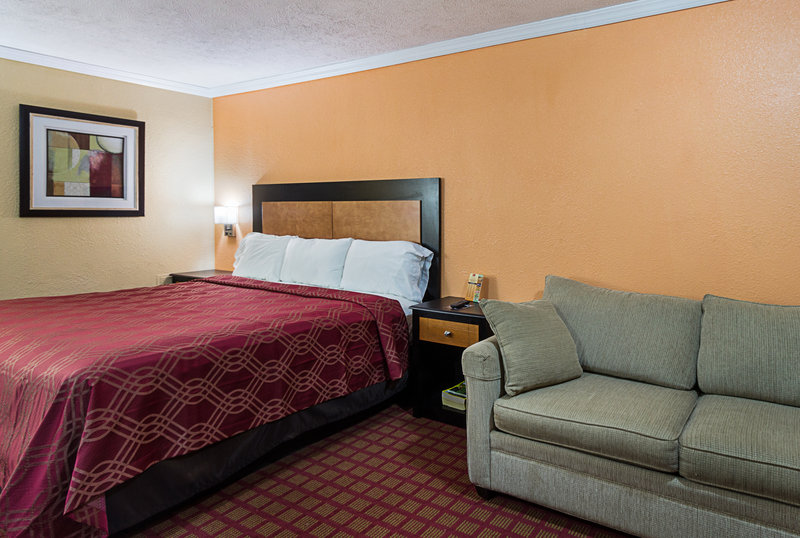 Rodeway Inn West Dodge - photo 21