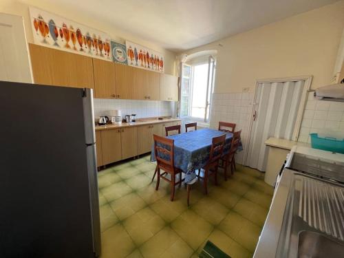 Vasto apt panoramico 3 min mare — 4-Star Luxury Hotel in Camogli, Italy