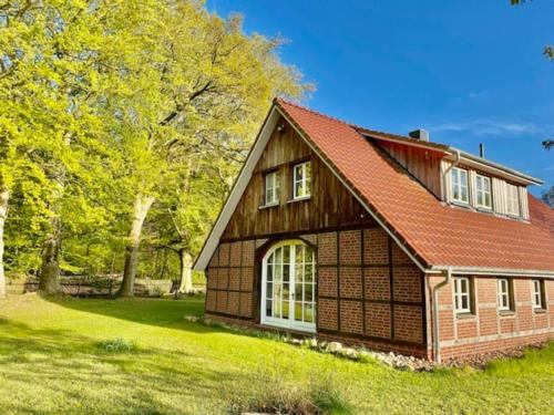 Urlaub mit Hund im Ferienhaus am Wingster Wald — hotel in Wingst