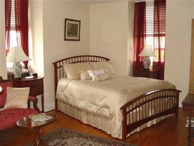 Aida's Victoriana Inn - photo 2
