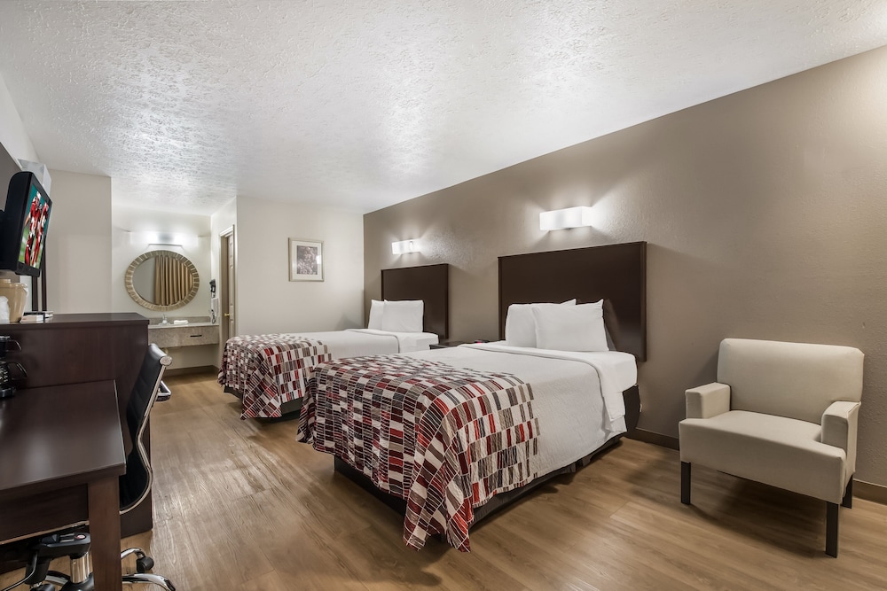 Red Roof Inn Crossville - photo 10