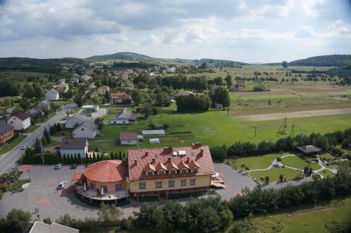 Hotel Restauracja Okraglak — Checiny