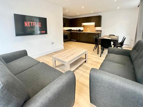 Fountain Apartment No 3 with Free Parking — 4-Star Luxury Hotel in York, United Kingdom