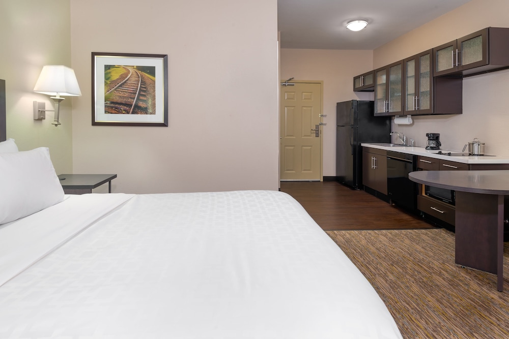 Candlewood Suites Athens by IHG - photo 16