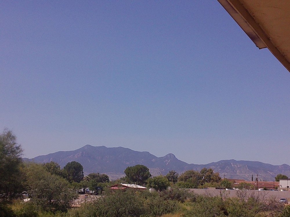 Sierra Inn Near Fort Huachuca AZ - photo 95