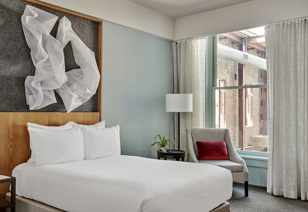 21c Museum Hotel Louisville - featured photo
