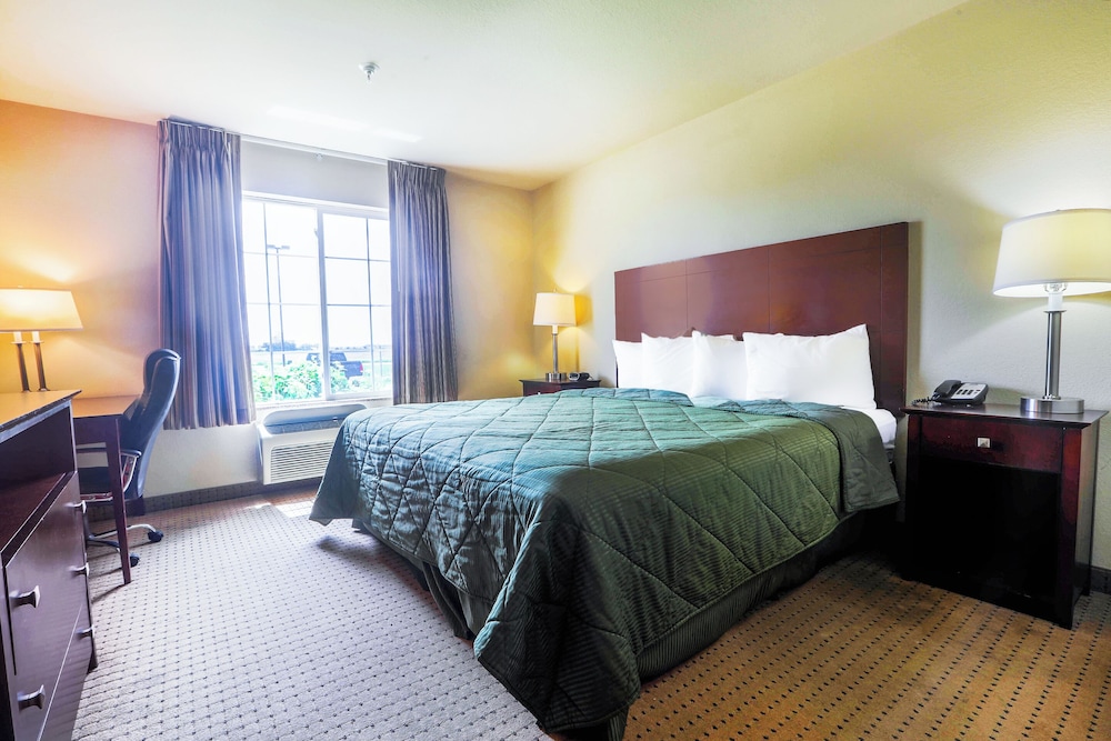 Evansville Inn & Suites By OYO - photo 22