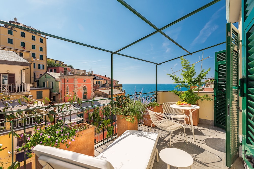 The First La Vista di Marina — 4-Star Luxury Hotel in Riomaggiore, Italy