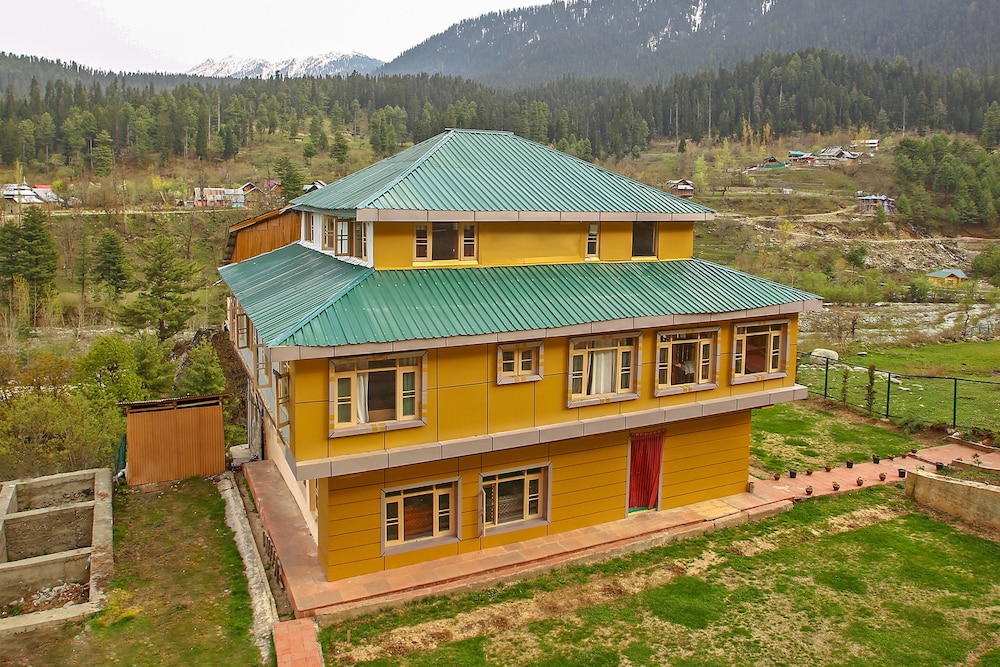OYO 6032 Hotel Marina — hotel in Srinagar