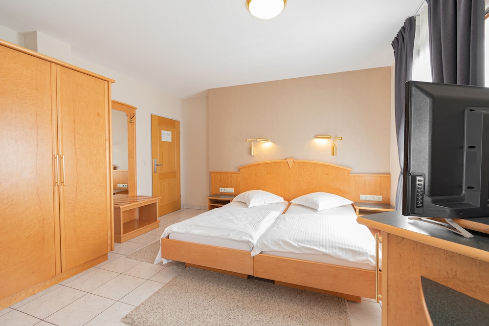 Hotel Re’serstuff — Roeser — photo 4