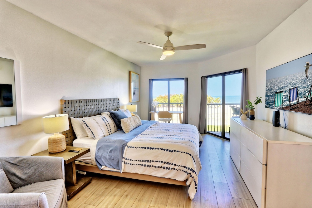 Land's End 11 203 Beach Front Premier - photo 8