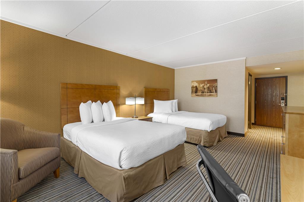 Best Western Royal Plaza Hotel & Trade Center - photo 23