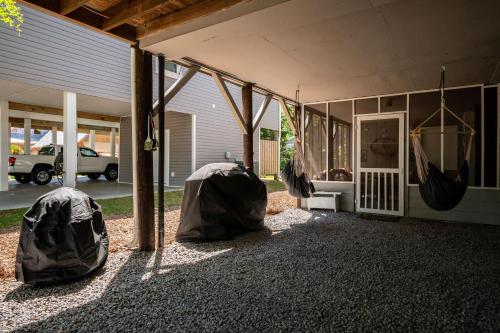 Beaching & Griping by Oak Island Accommodations - photo 27