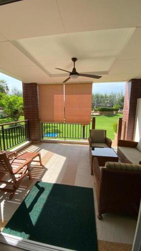 Seaview Condominium A13 — 4-Star Luxury Hotel in Klaeng, Thailand