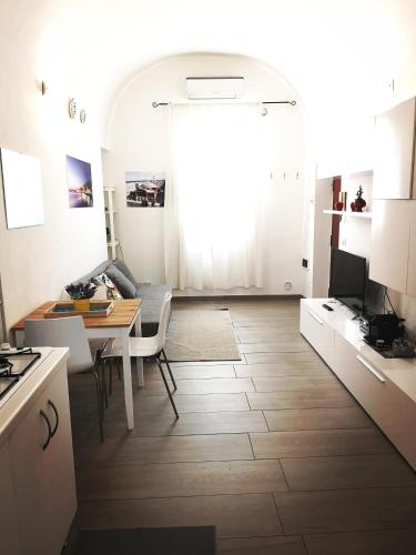 White House — 4-Star Luxury Hotel in Bari, Italy