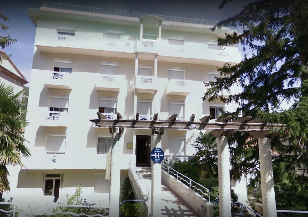 La Pergola - carbon neutral hotel in Perpignan