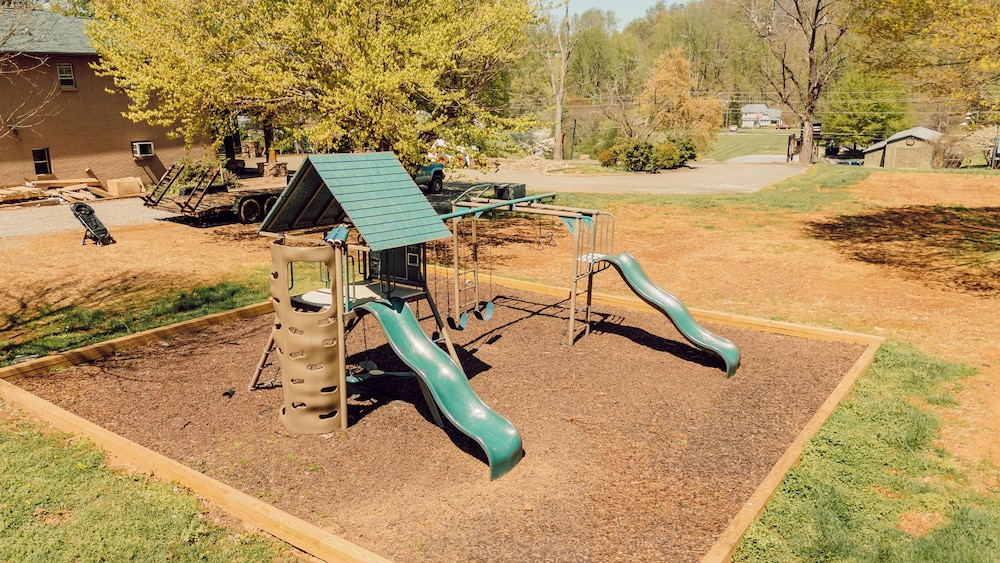 Tremont Lodge & Resort - photo 248