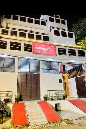 Prisha inn - carbon neutral hotel in Lucknow