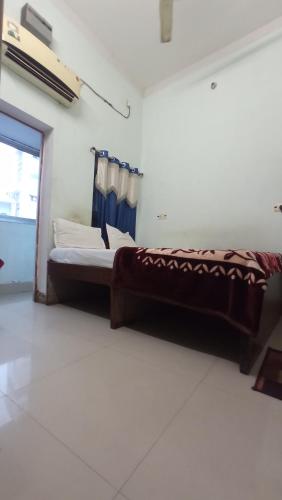 7 Seas in Varanasi, India