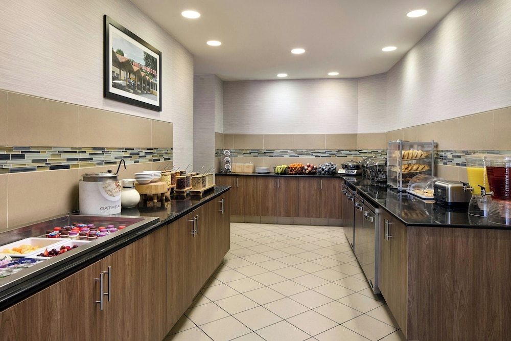 Residence Inn by Marriott Charlotte Uptown - photo 35