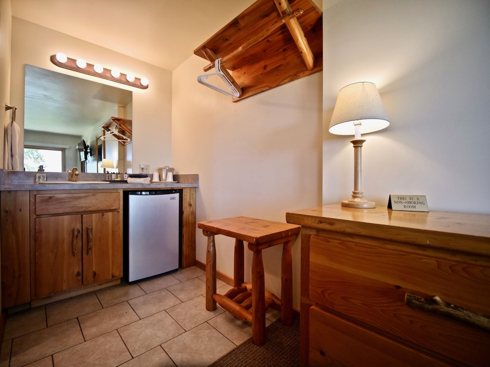 Whaleback Inn - photo 15