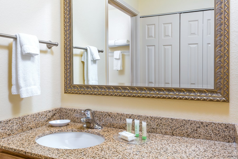 Staybridge Suites McAllen by IHG - photo 20
