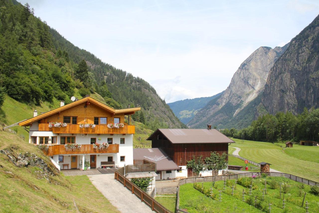 Michelas Hof — 4-Star Luxury Hotel in Umhausen, Austria
