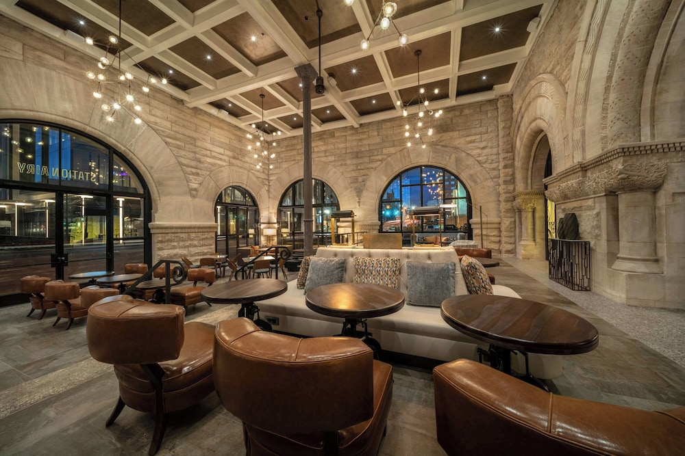 The Union Station Nashville Yards Autograph Collection - photo 84