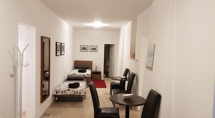Rooms Baza
